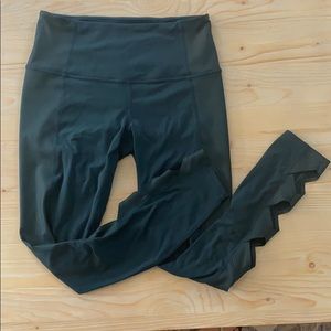 Athleta Cropped Leggings